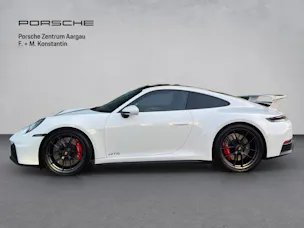 PORSCHE 911 Carrera GTS