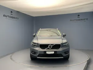 VOLVO XC40 2.0 B4 MH Momentum AWD