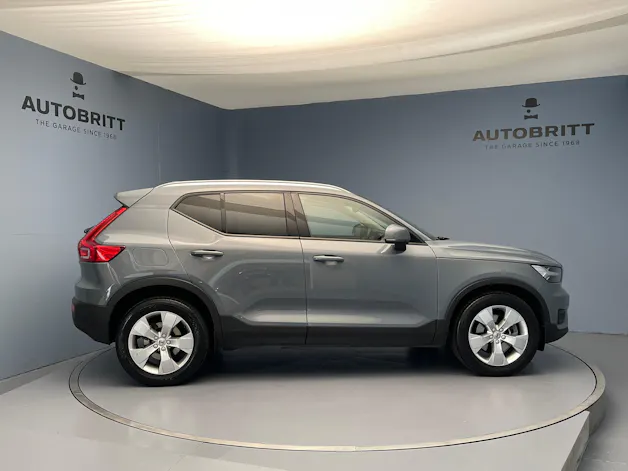 Volvo XC40 2.0 B4 MH Momentum AWD