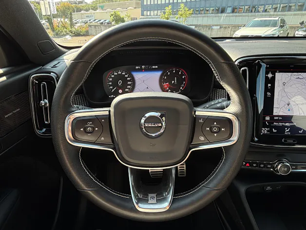 Volvo XC40 2.0 T5 R-Design AWD