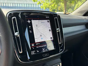 VOLVO XC40 2.0 T5 R-Design AWD