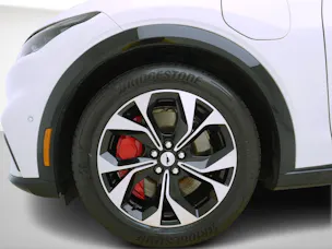 Ford Mustang Mach-E Standard AWD
