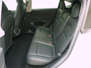 Tesla Model Y Long Range Dual AWD