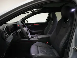 VW Passat Variant 2.0 TDI DSG R-Line 4Motion