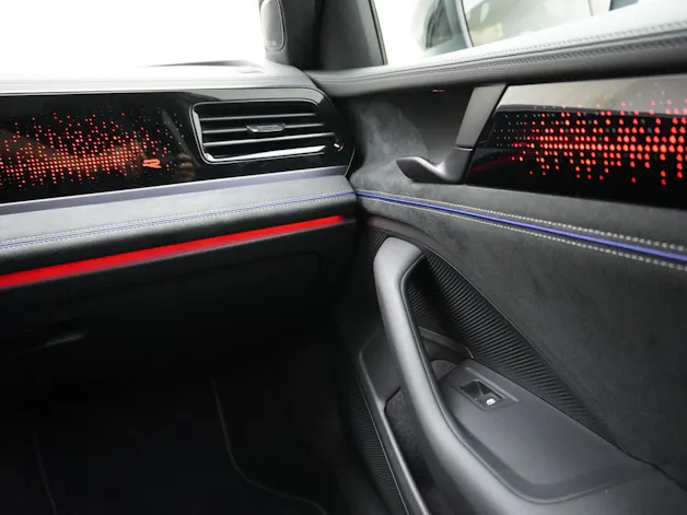 VW Passat Variant 2.0 TDI DSG R-Line 4Motion