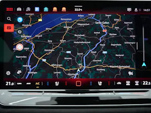 VW Passat Variant 2.0 TDI DSG R-Line 4Motion