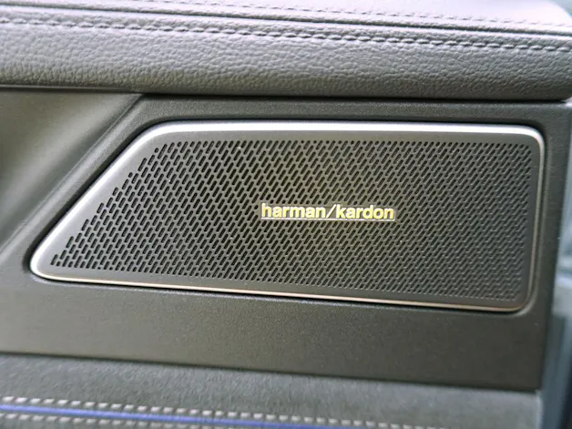 VW Passat Variant 2.0 TDI DSG R-Line 4Motion