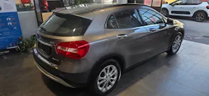 MERCEDES-BENZ GLA 200 CDI Swiss Star Edition Style 4Matic 7G-DCT