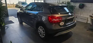 MERCEDES-BENZ GLA 200 CDI Swiss Star Edition Style 4Matic 7G-DCT