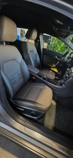 MERCEDES-BENZ GLA 200 CDI Swiss Star Edition Style 4Matic 7G-DCT