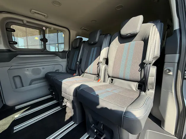 Ford Tourneo Bus 320 L1H1 Sport Automat 4x4