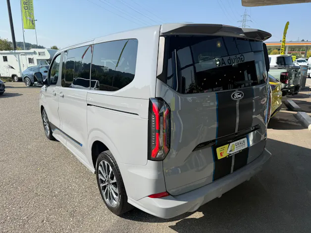 Ford Tourneo Bus 320 L1H1 Sport Automat 4x4
