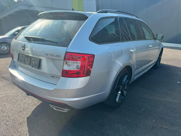 Škoda Octavia Combi 2.0 TDI RS 4x4 DSG