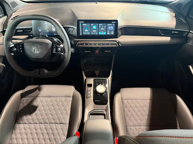MG 3 1.5 Hybrid Luxury Aut.