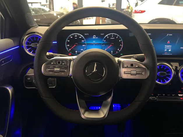 Mercedes-Benz A 180 Night Star AMG Line 7G-DCT