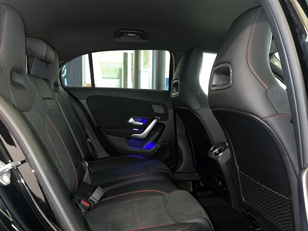 Mercedes-Benz A 180 Night Star AMG Line 7G-DCT