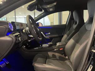 Mercedes-Benz A 180 Night Star AMG Line 7G-DCT