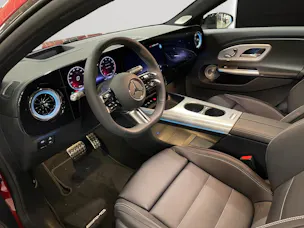 MERCEDES-BENZ CLA 220 8G-DCT 4Matic