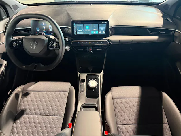 MG 3 1.5 Hybrid Luxury Aut.