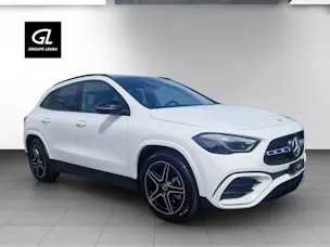 Mercedes-Benz GLA 220 4Matic 8G-DCT