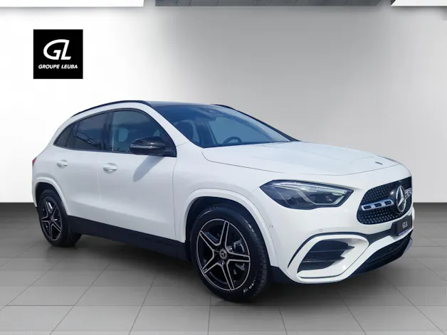 Mercedes-Benz GLA 220 4Matic 8G-DCT