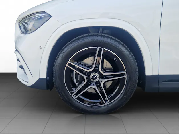 Mercedes-Benz GLA 220 4Matic 8G-DCT