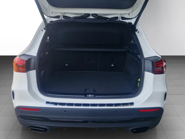 Mercedes-Benz GLA 220 4Matic 8G-DCT