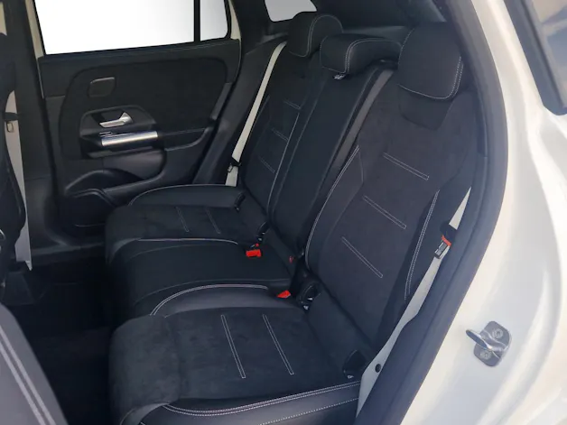 Mercedes-Benz GLA 220 4Matic 8G-DCT