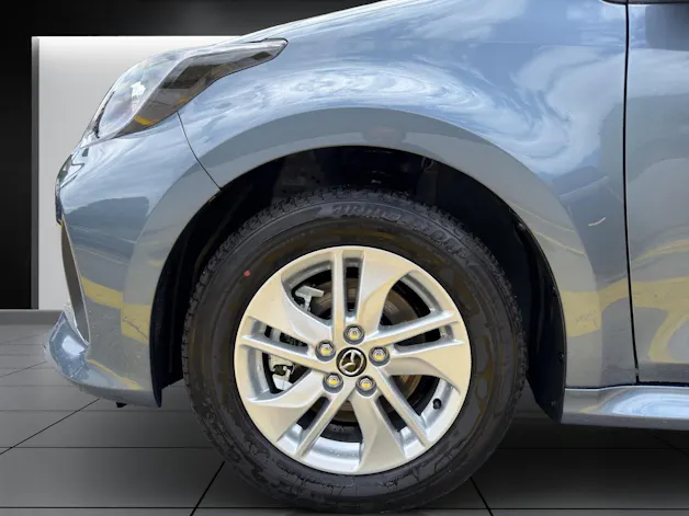 Mazda 2 Hybrid Centre-line