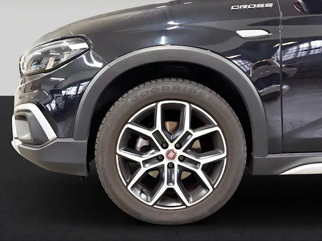 Fiat Tipo Hybrid 1.5 Cross