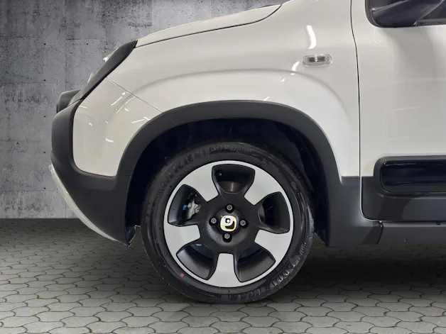 Fiat Pandina 1.0 MHEV Cross
