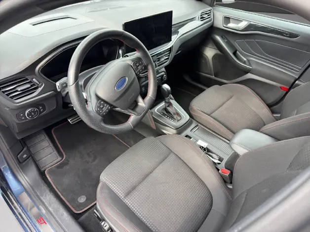 FORD Focus 1.0i EcoB Hybrid 155 ST-Line X