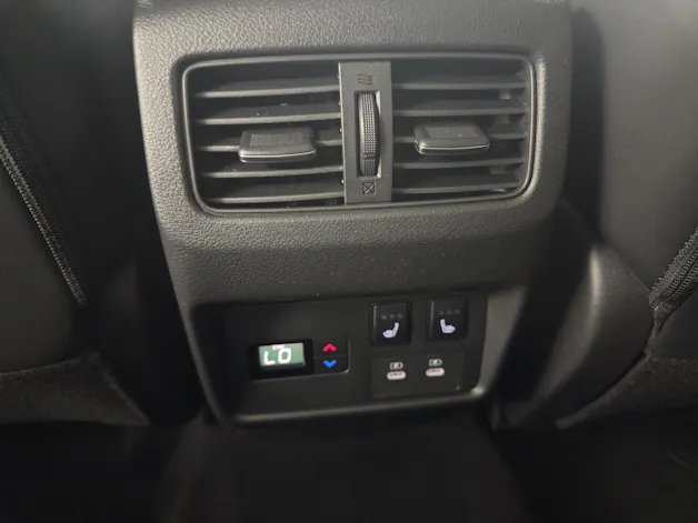 Nissan X-Trail 1.5 VC-T e-Power 4WD 7 Sitze Tekna+