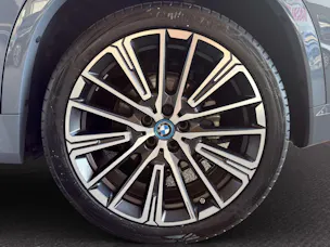 BMW iX1 30 xDrive M SPORT