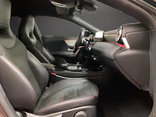 MERCEDES-BENZ CLA SB 250 AMG Line 4M 7G