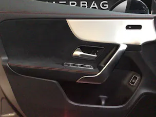 MERCEDES-BENZ CLA SB 250 AMG Line 4M 7G