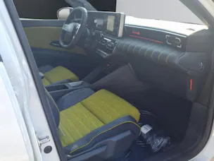 RENAULT R5 E-Tech Comfort Range iconic five