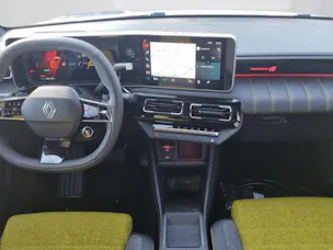 RENAULT R5 E-Tech Comfort Range iconic five