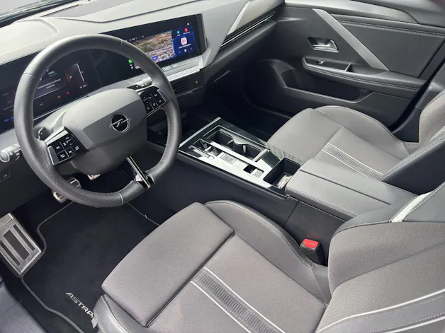 Opel Astra Sports Tourer 1.6 T PHEV 180 GS