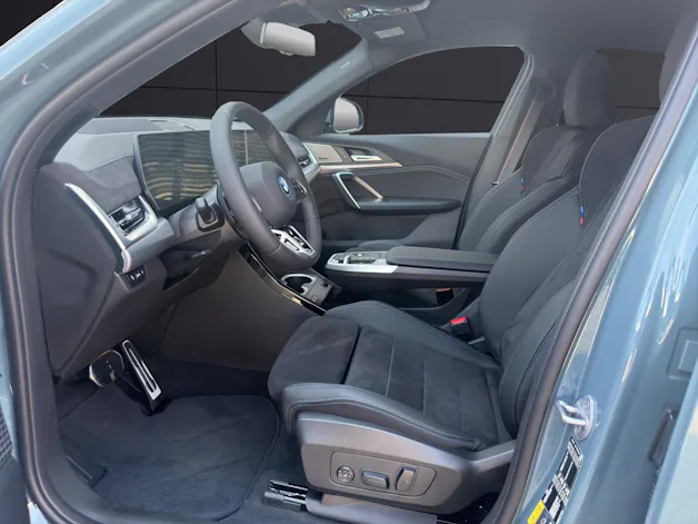 BMW iX2 30 xDrive