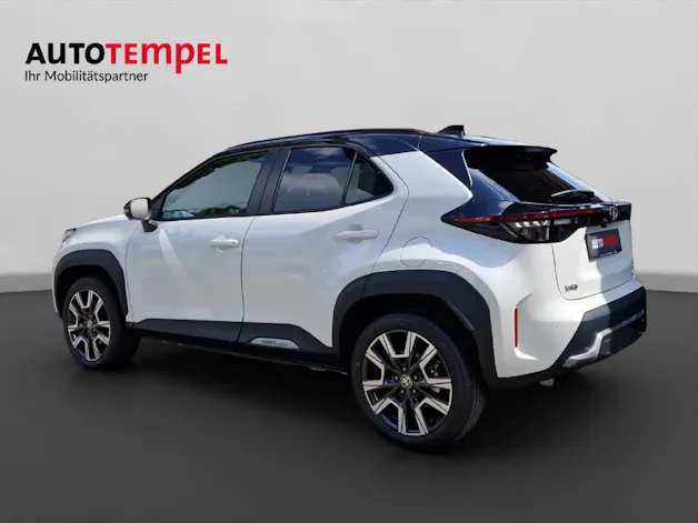 Toyota Yaris Cross 1.5 VVT-i HSD Prem 47403/004