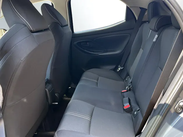Toyota Yaris 1.5 VVT-i HSD Trend