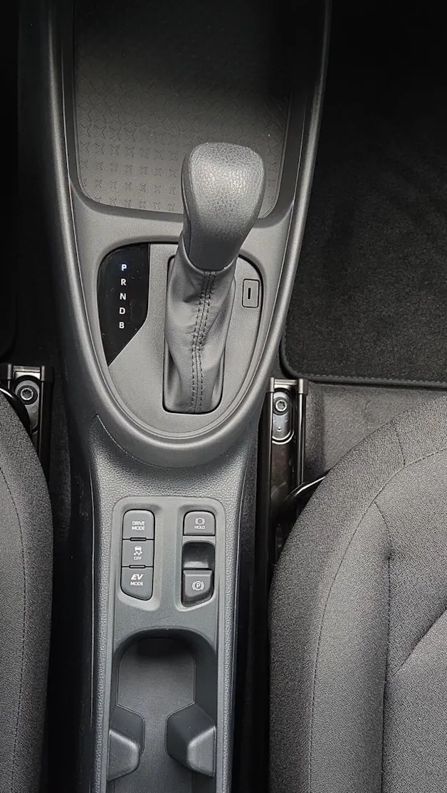 Toyota Aygo X 1.5 VVT-i HSD Comfort