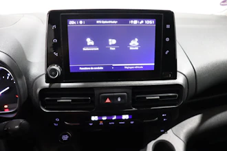https://vehicle.imgix.net/4419422/cdd80c96-8f13-43b5-ada4-eddf9095d1e2.JPG
