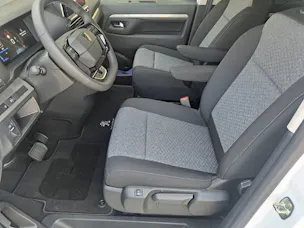 PEUGEOT Traveller Standard 2.2 BlueHDi 180cv Family Edition
