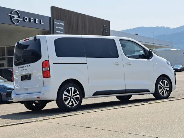 Peugeot Traveller Standard 2.2 BlueHDi 180cv Family Edition