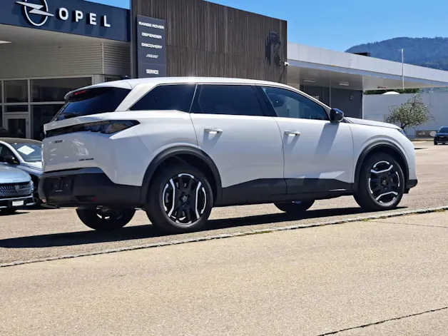 Peugeot 5008 Long Range e-Allure 230cv (8 ans de garantie)