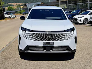 Peugeot 5008 Long Range e-Allure 230cv (8 ans de garantie)