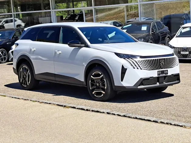 Peugeot 5008 Long Range e-Allure 230cv (8 ans de garantie)