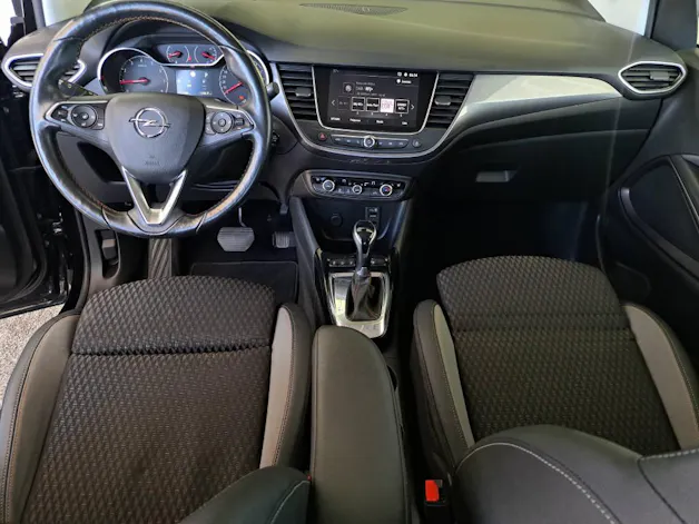 Opel Crossland X 1.2 T Ultimate 110cv automatique - crochet